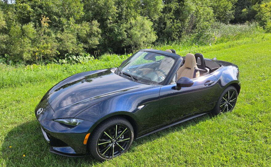 2026 Mazda MX-5 Miata Grand Touring left front