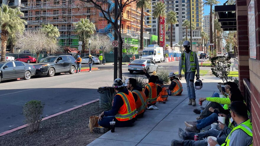 Phoenix construction workers take a break HERO