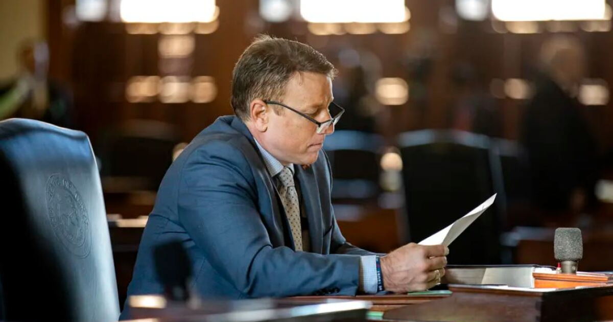 Republican Pat Fallon to give up Congress seat and run for his old ...