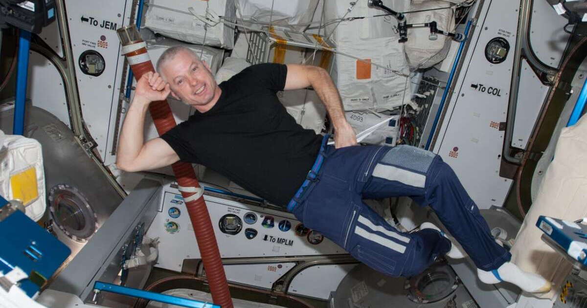 A Countdown To Clean Clothes In Space