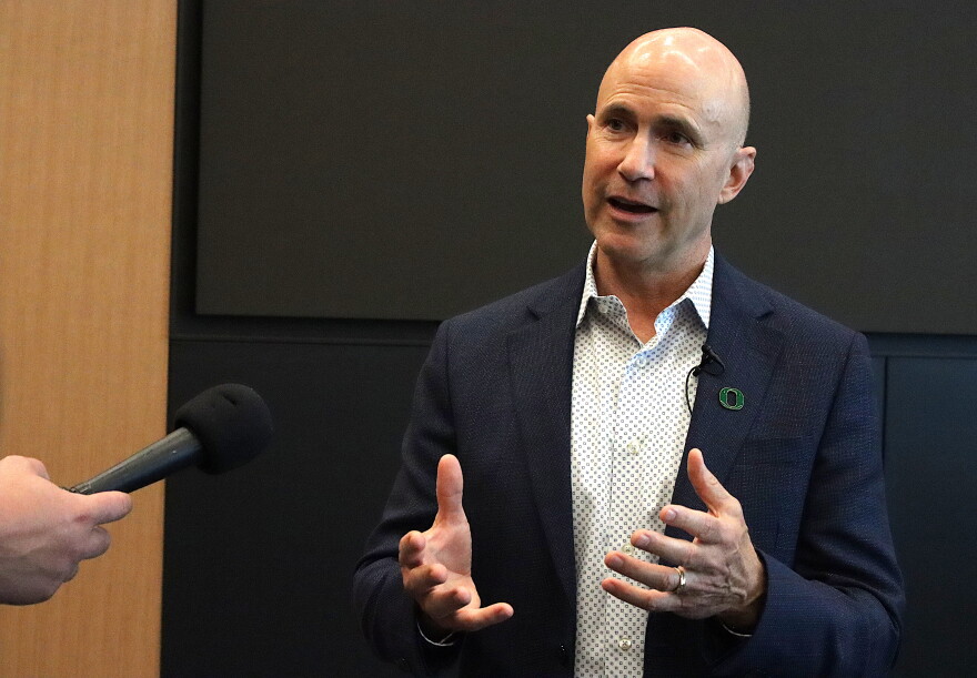 UO Vice President Robert Guldberg speaks to reporters in Eugene, Sep. 23, 2026.