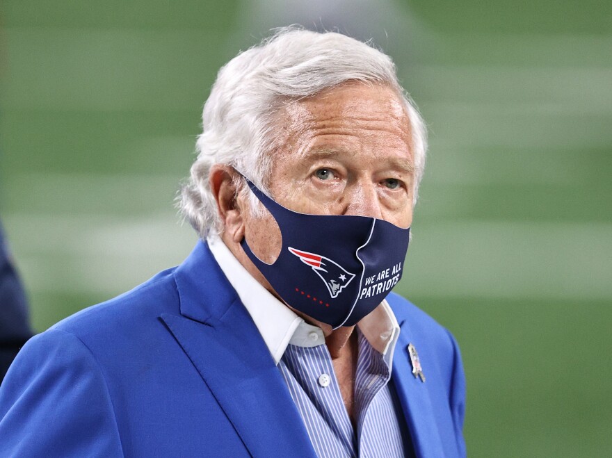 robert kraft dress shirts Patriots owner Robert Kraft presents GOAT Tom Brady with his patriots Hall of Fame jacket after announcing that a statue of Tom Brady has been commissioned. What a great night for Tom