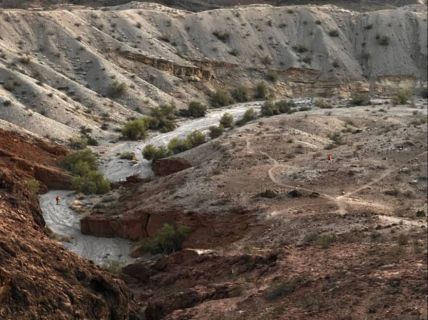 A 31-year-old California man died after becoming lost with a group while hiking on Fri, Aug. 26, 2022 in Sara Park in Lake Havasu City.