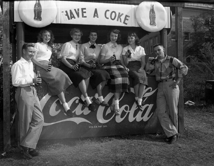This photograph of local teens in 1954 from the Chattanooga News-Free Press archive.