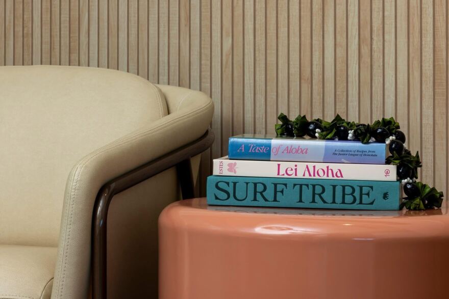 Offices are looking to bring the comforts of home to work to