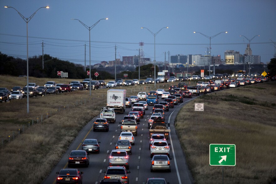 MoPac South experiences rush hour traffic. 