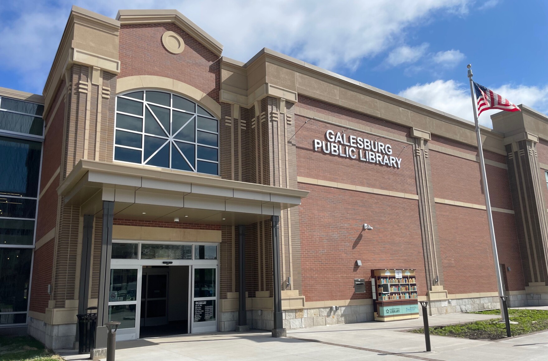 The new Galesburg Public Library is now open. Here’s a look at the space.