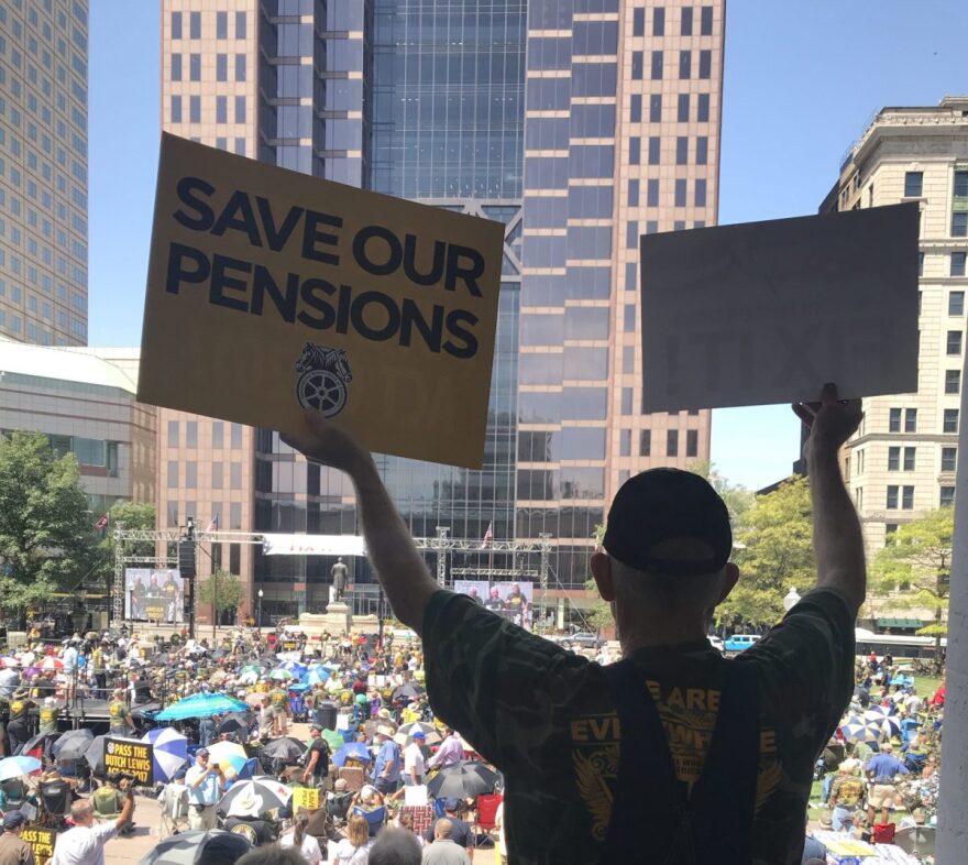 A union miner at the rally for pension protection.