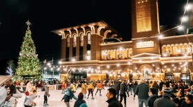 Grapevine enhances its Christmas Capital of Texas status with a 4,500-square-foot ice rink at Peace Plaza in front of Grapevine Main Station. Skaters will have a great view of the giant Christmas tree and oversized ornaments that decorate the plaza.