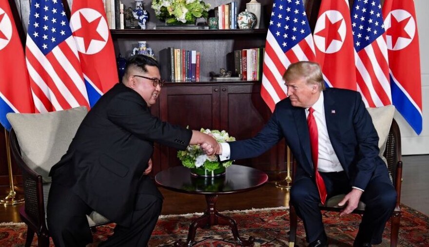 trump_kimdapsWIKIMEDIA.jpg