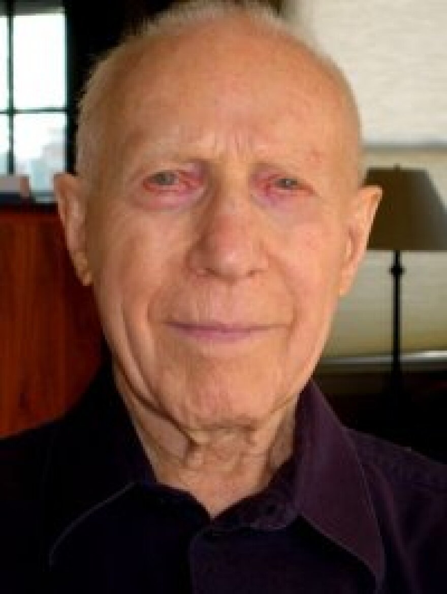 Theatre icon and union leader Manny Fried