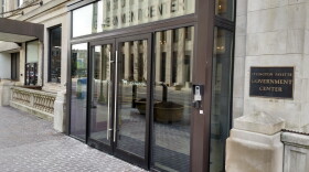 The Lexington Parking Authority unanimously approved a deal with the City of Lexington to restore former, longer free metered parking.