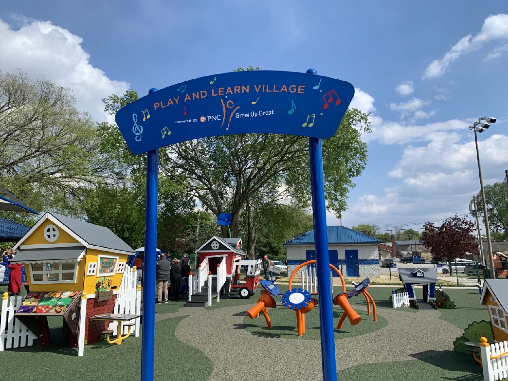 "No Limits" Bowling Green Opens AllInclusive Playground