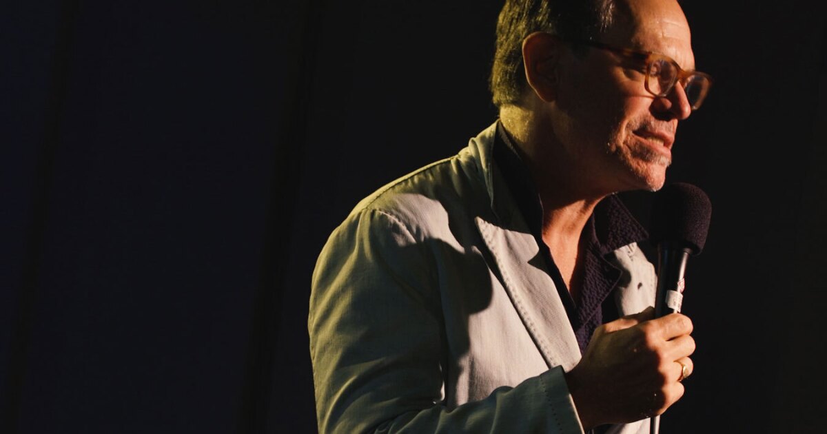 Vocalist Kurt Elling makes spontaneous music with Joey Calderazzo