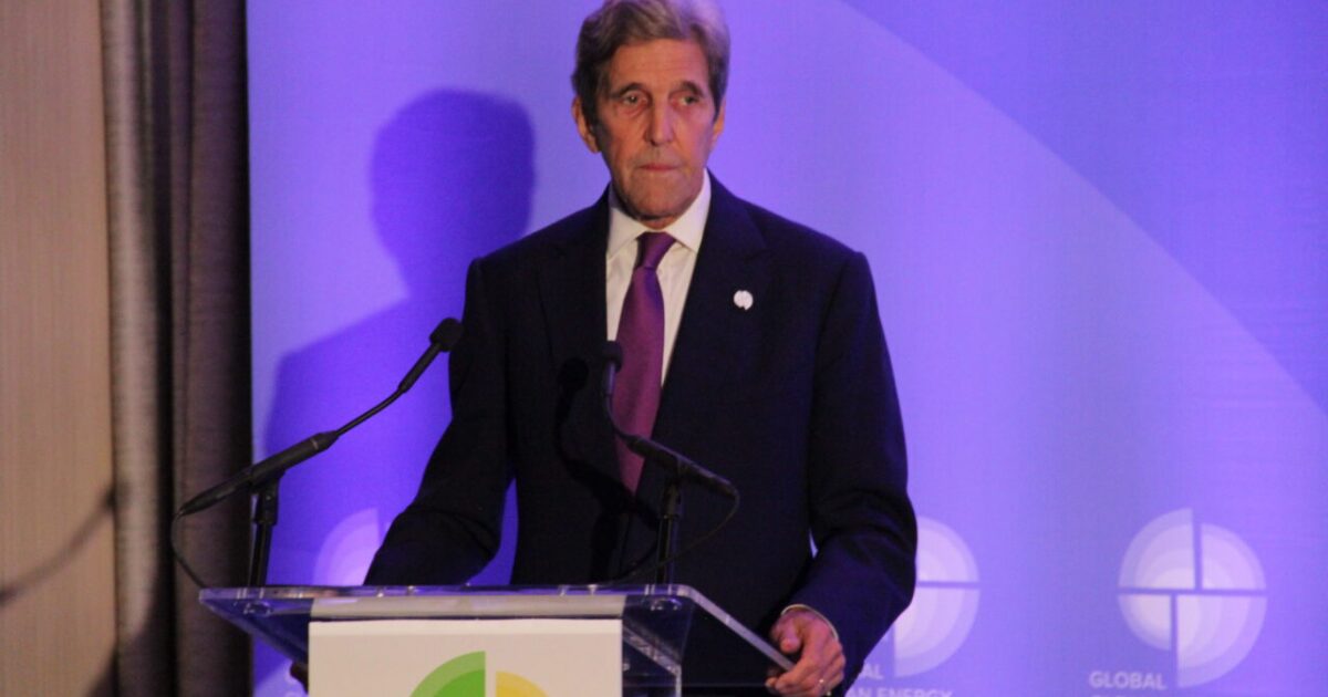 In Pittsburgh, John Kerry says climate change solutions will be driven by private sector - 90.5 WESA