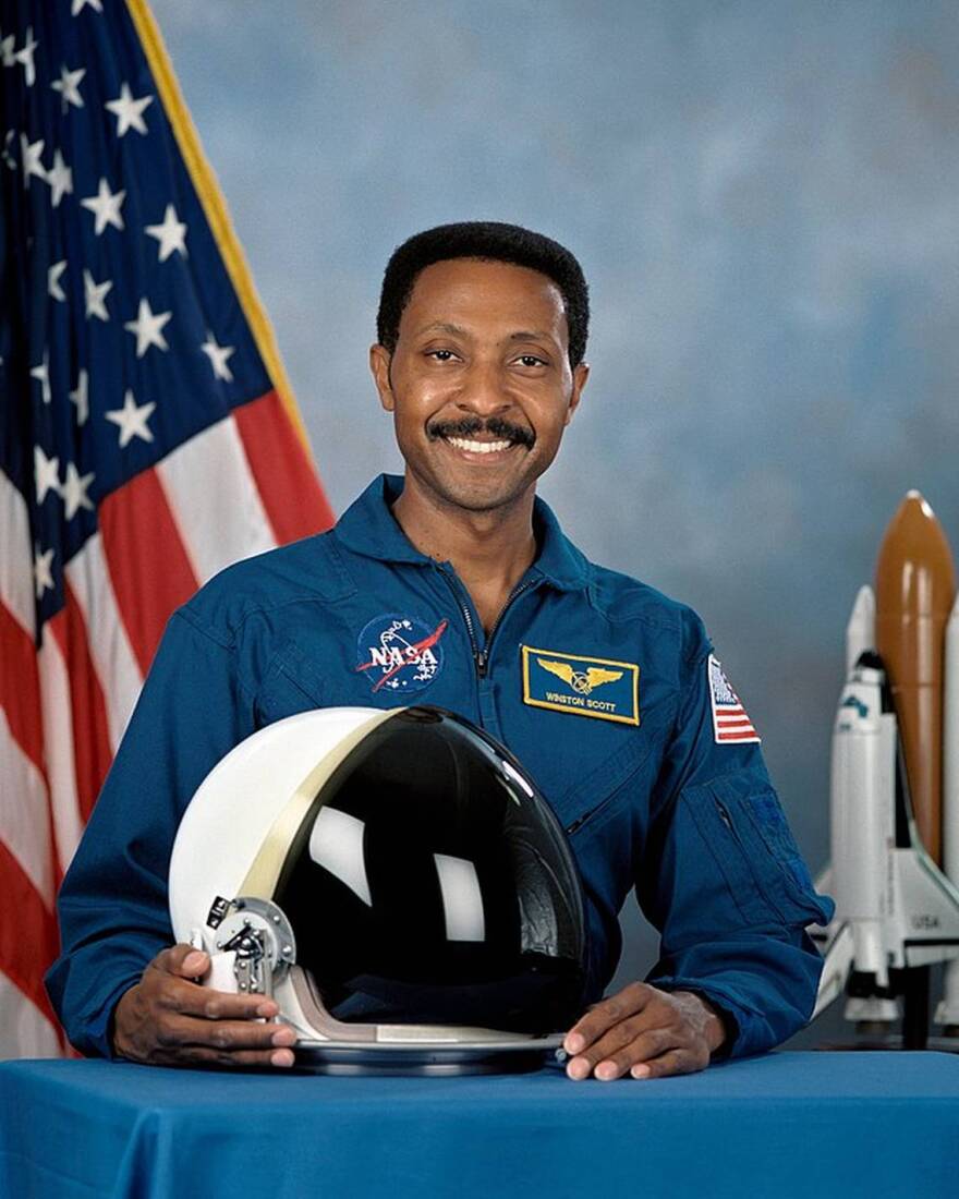 Scott has logged a total of 24 days, 14 hours and 34 minutes in space, including 3 spacewalks totaling 19 hours and 26 minutes.