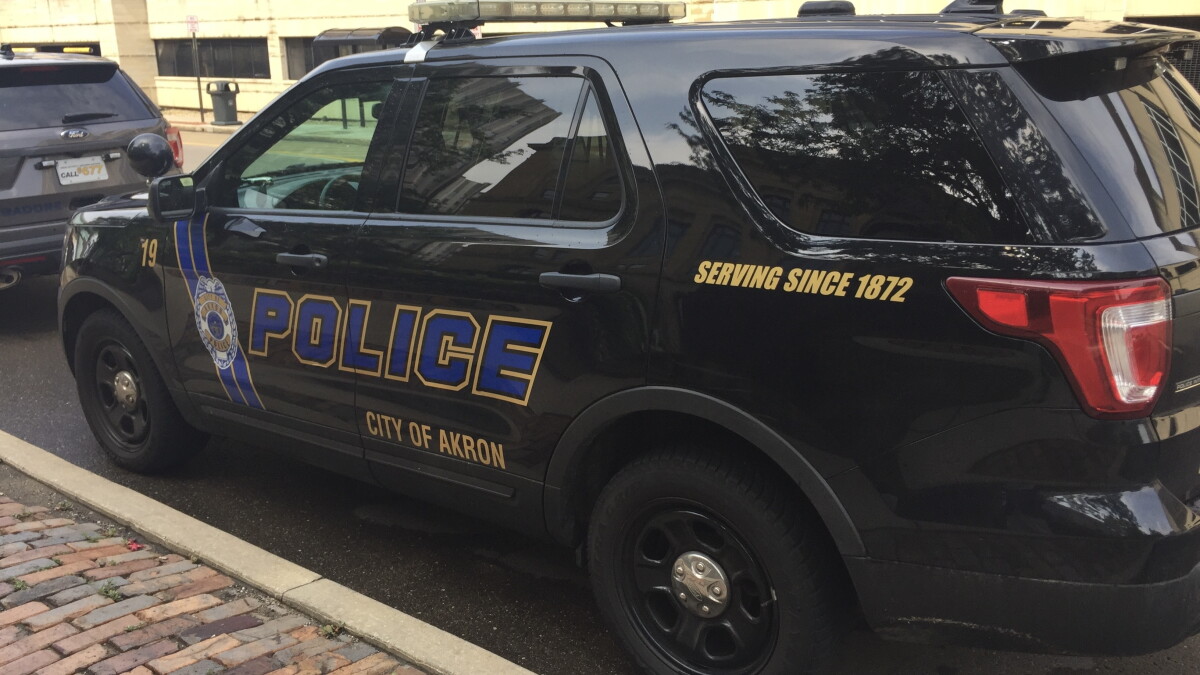 City officials respond to assault on Akron police officer