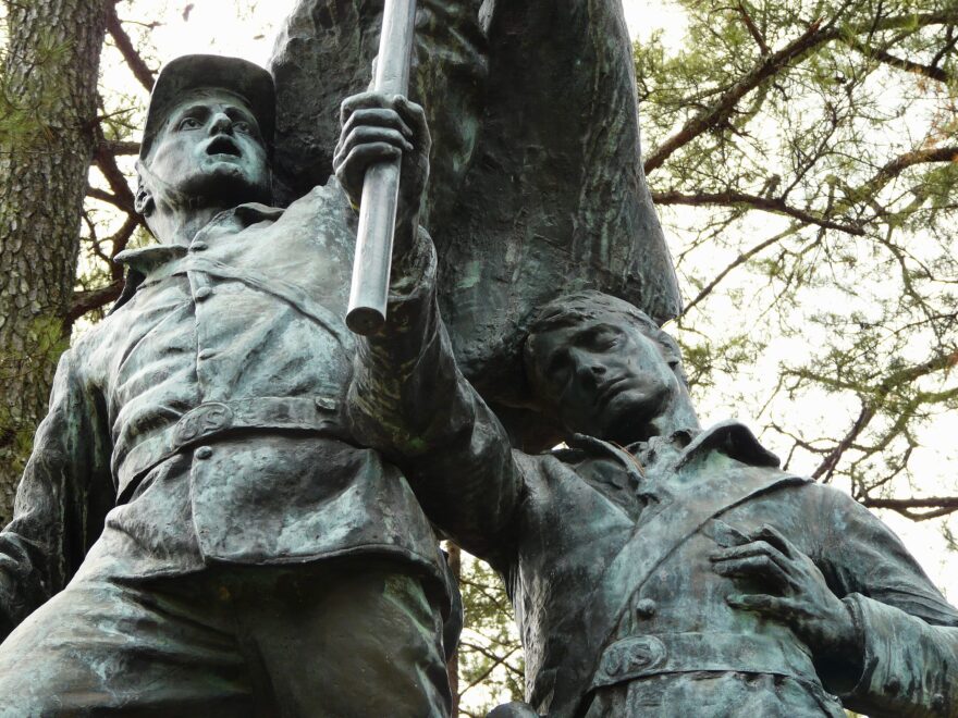 Statue of Civil War soldiers at the Cherokee Springs Confederate Hospital.