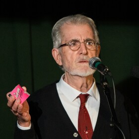 Storyteller Gary Huck. Photo by Aaron Curtis.