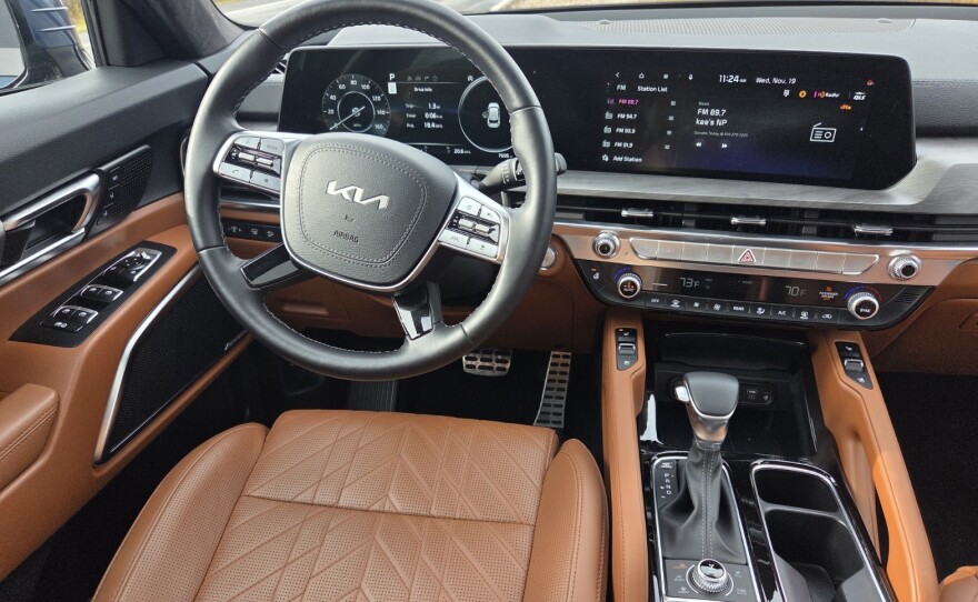 2025 Kia Telluride SX-Prestige X-Pro AWD dashboard