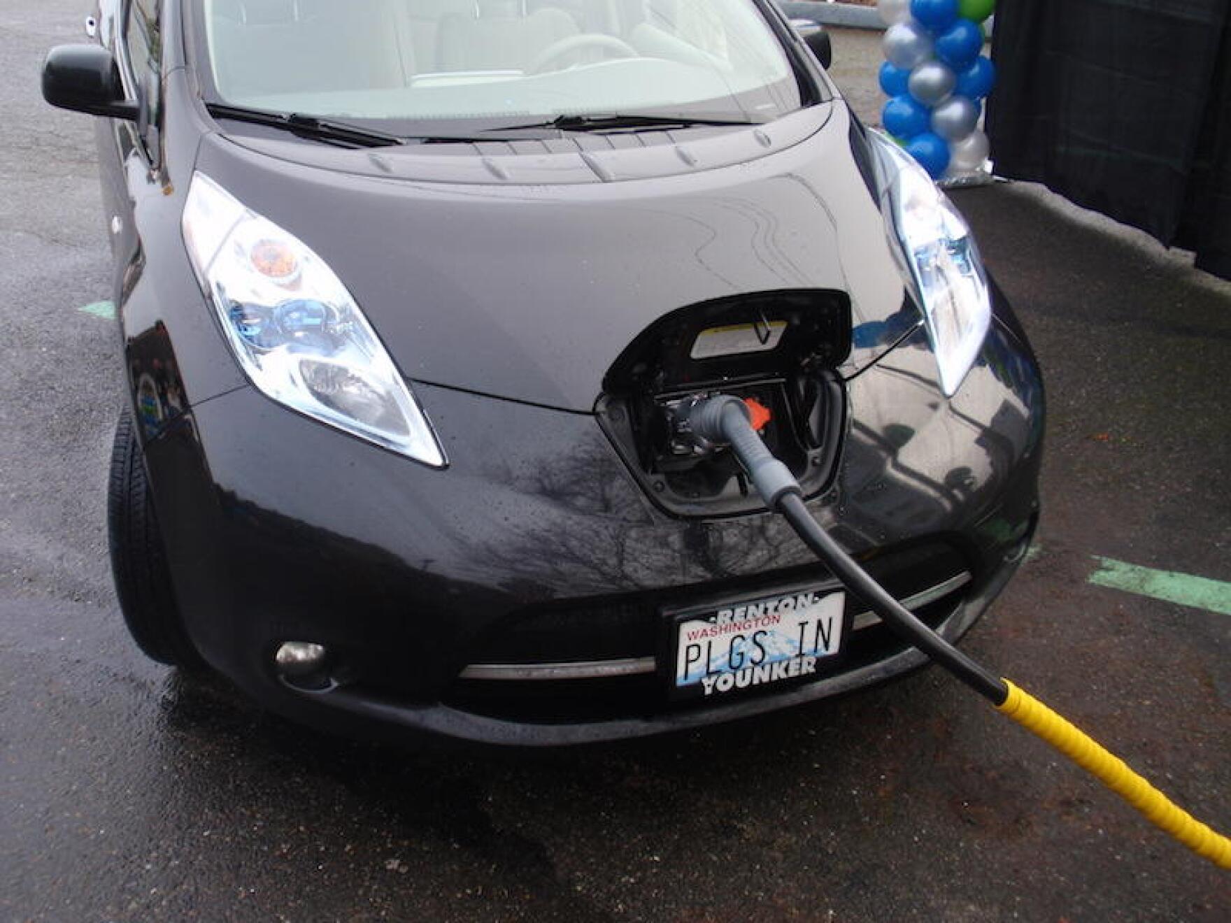 Oregon, Washington Seek To Juice Electric Car Sales With