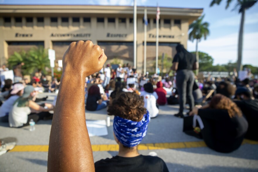 More than 200 people protested on Sunday outside the Fort Myers Police Department. The protest was held in response to the recent death of George Floyd in Minneapolis. Derek Chauvin, a former Minneapolis police officer, has been charged in the killing of Floyd.