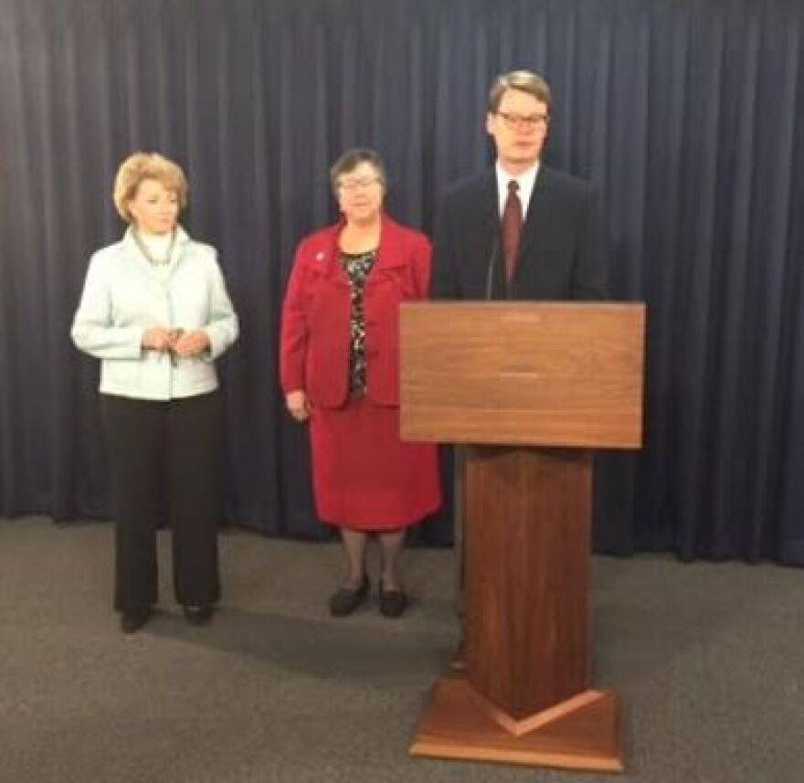 Barbara Bartoletti with the League of Women voters, Susan Lerner with Common Cause, and Blair Horner of NYPIRG say the Senate and Assemlby have failed to adequately address corruption reform in their budgets