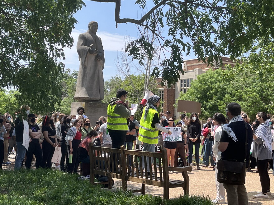 University of Oklahoma students hold pro-Palestine rally on Norman ...