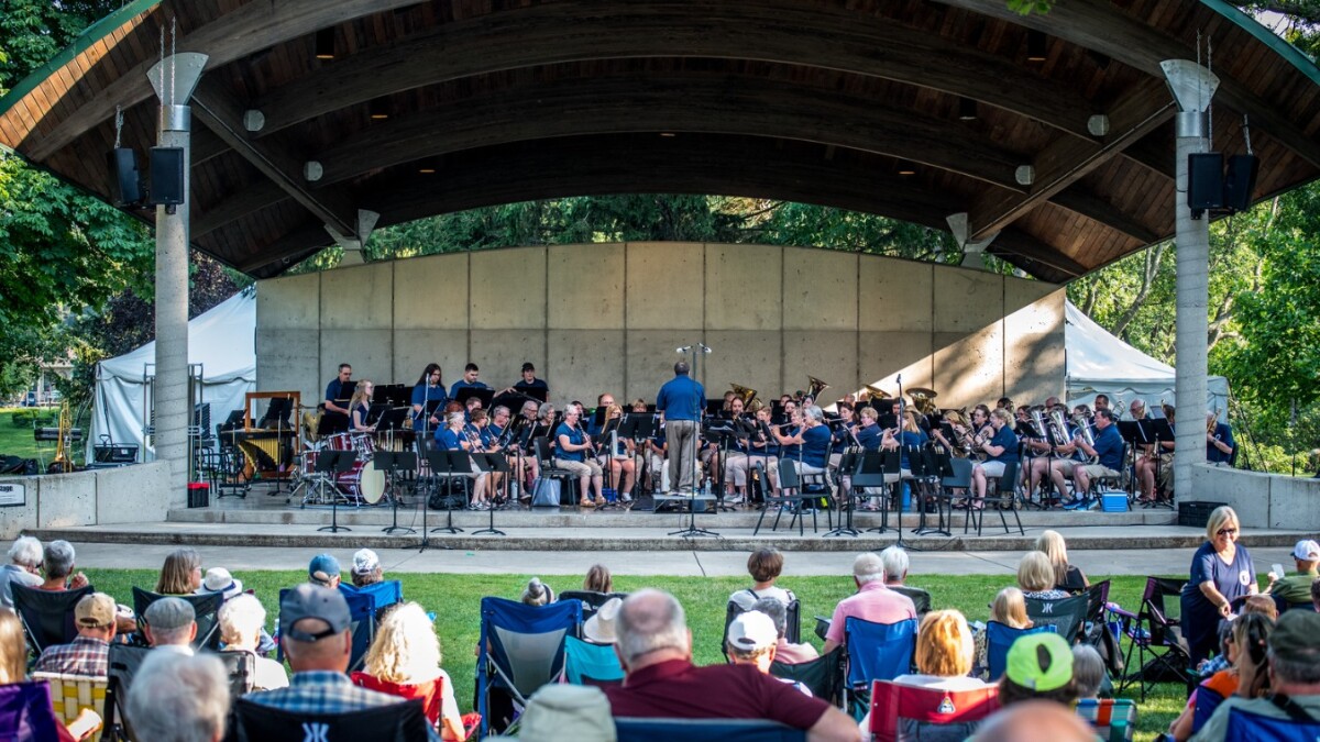Kalamazoo Concert Band brings free outdoor shows to Bronson Park and Three Rivers
