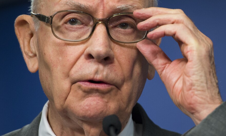 Rep. Lee Hamilton speaks during the release of a Bipartisan Policy Center report in Washington, D.C., in 2013.