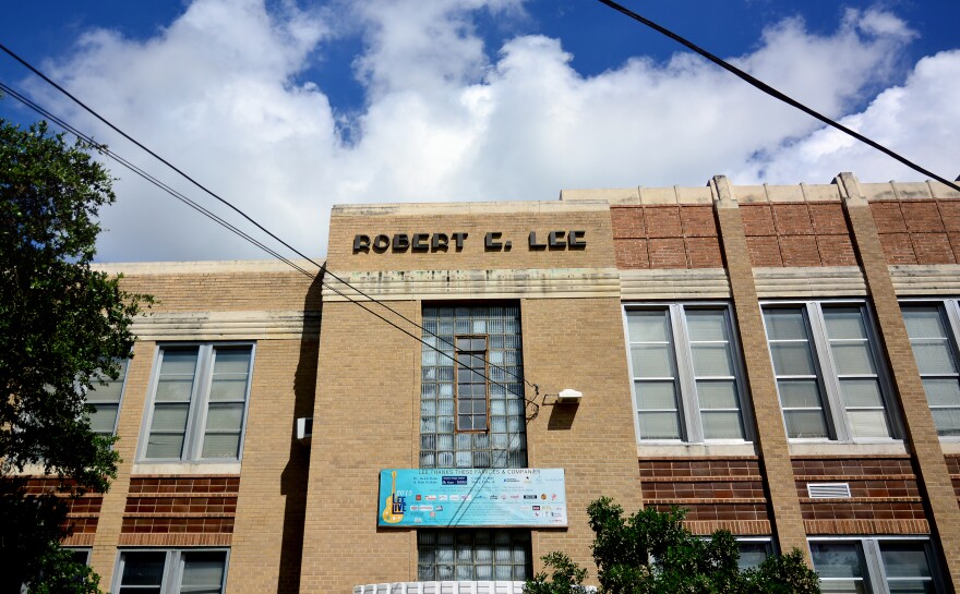 Robert E. Lee Elementary Is Now Russell Lee Elementary | KUT Radio,  Austin's NPR Station