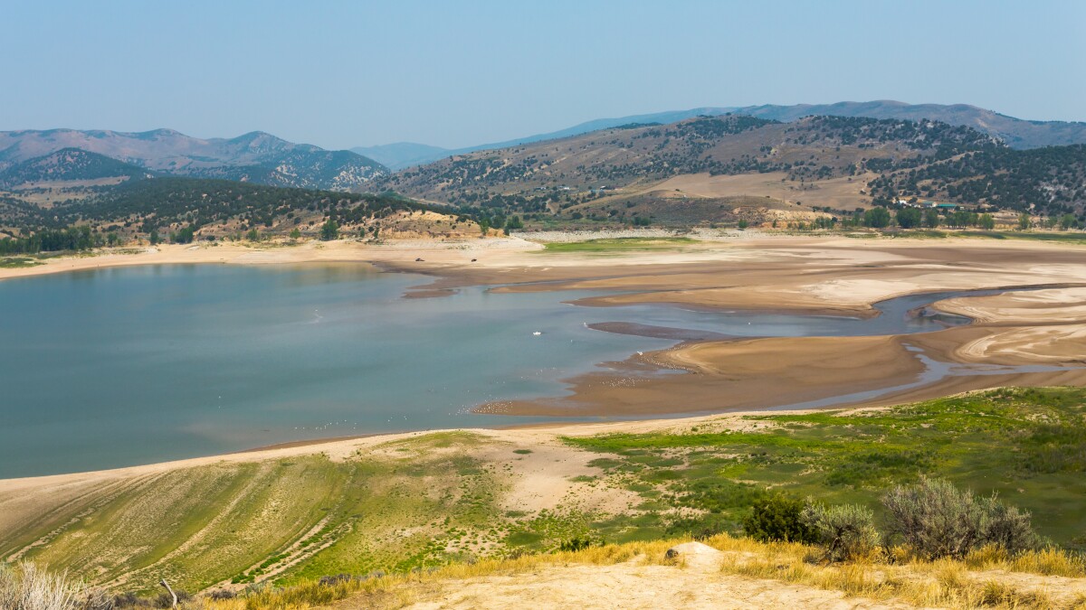 10-acre wildfire sparks west of Echo Reservoir