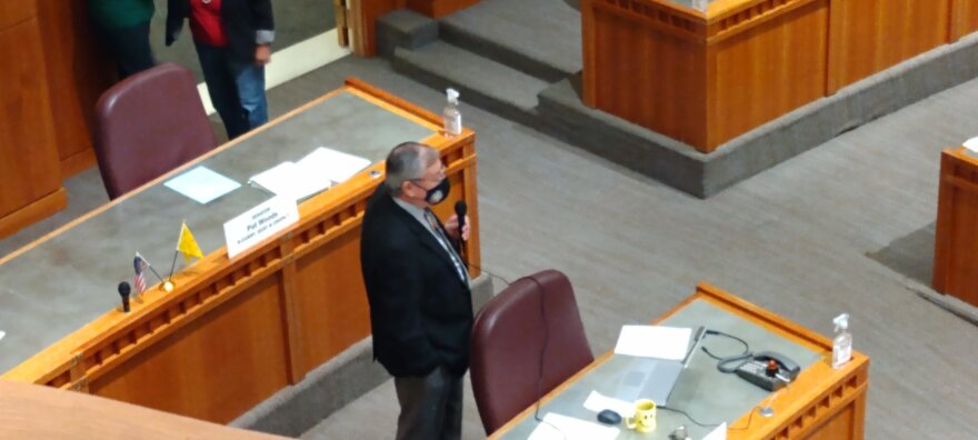 Senator William Sharer speaking on the Senate floor