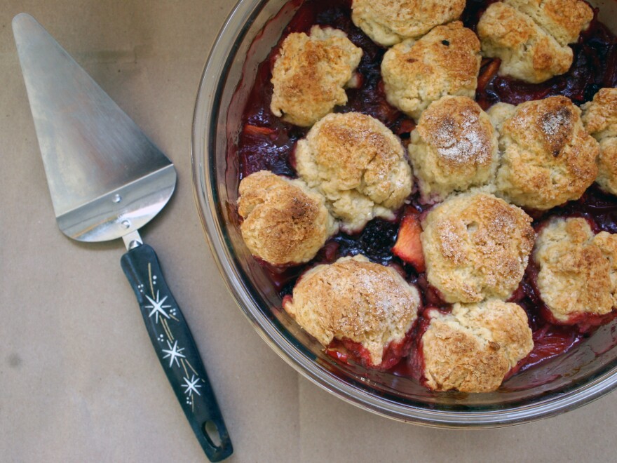 Peach Blackberry Cobbler