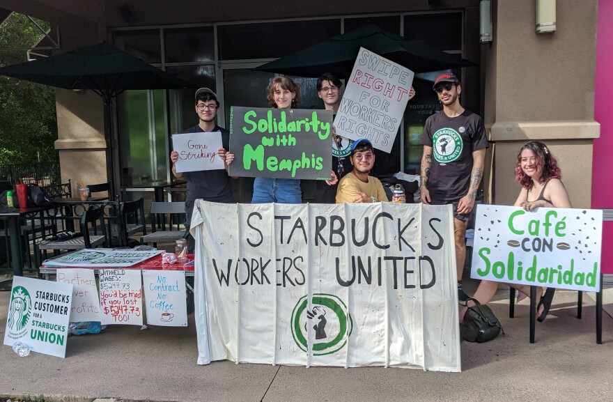  Starbucks' striking employees