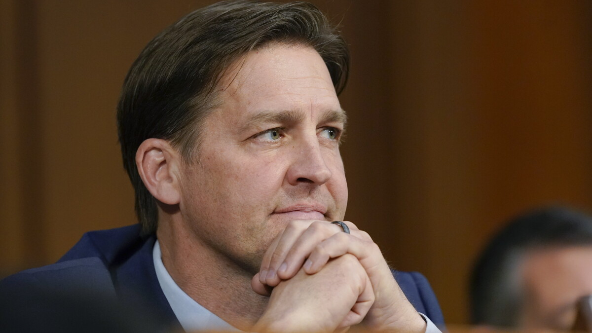 First year of Sasse's UF presidency leaves some excited, some skeptical - Vimarsana News