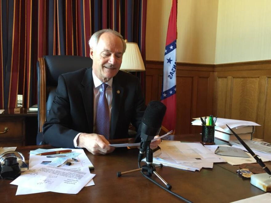 Governor radio