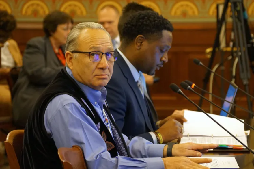 Native American Joseph Rupnik speaks to a legislative cmte at IL Capitol