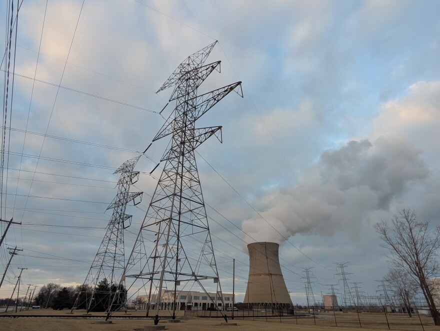 Davis-Besse Nuclear Power Plant supplies part of Ohio's power grid from Oak Harbor.