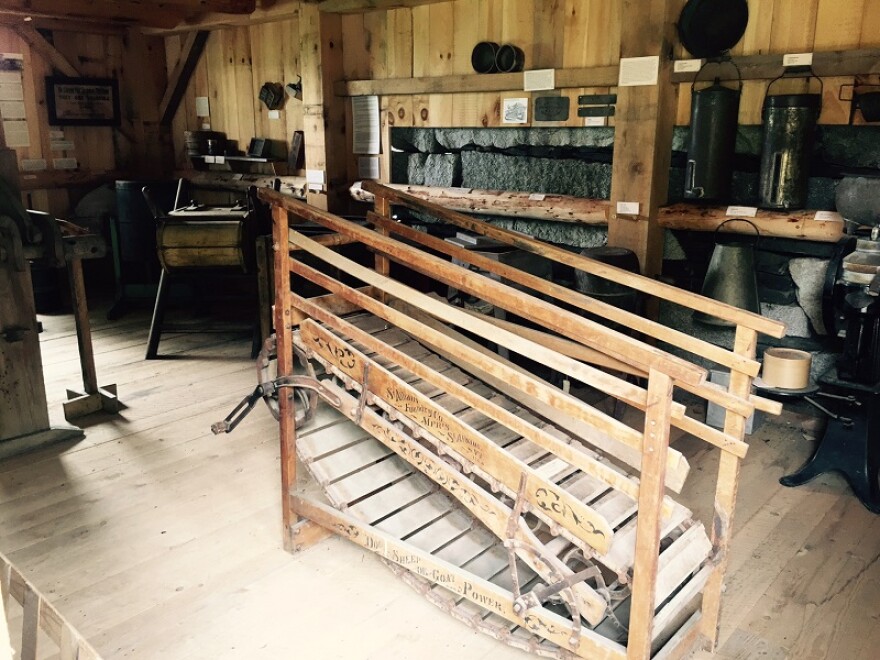 horse_treadmill-brownington-vpr-albright-20150709.jpg