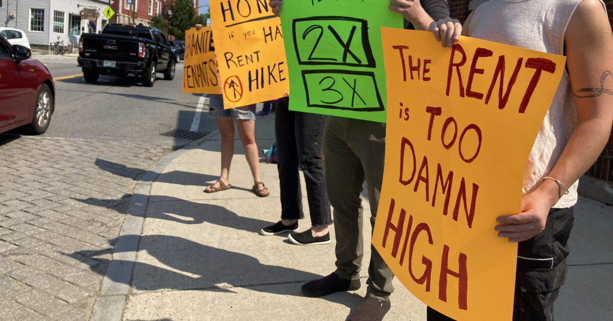 Affordable housing advocates celebrate Ayotte's veto of controversial security deposit bill