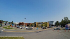 The Lake Otis coronavirus testing site on July 28, 2020, when the city sent out an alert warning of traffic disruption due to long lines (Matt Faubion/Alaska Public Media)