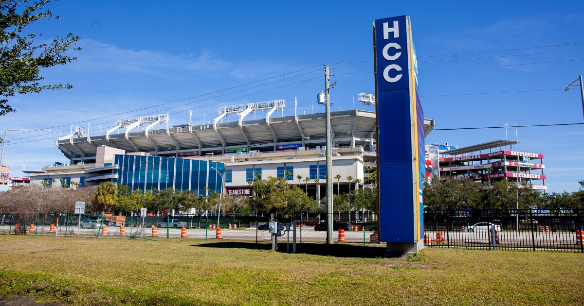 Sarasota schools, immigration and fear; Hillsborough College will play ball with Rays