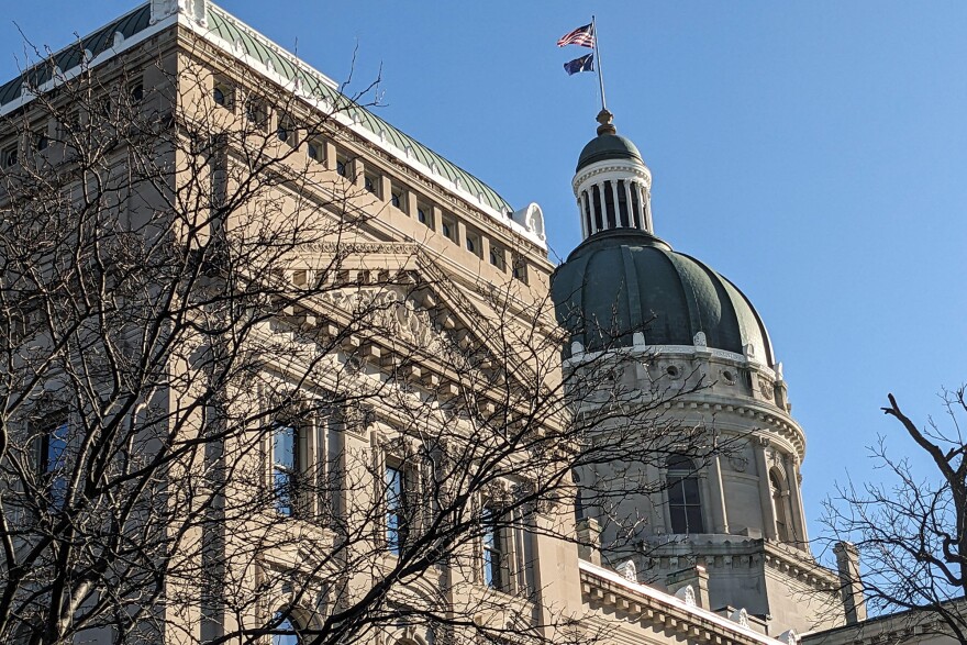 The northwestern exterior of the Indiana Statehouse.