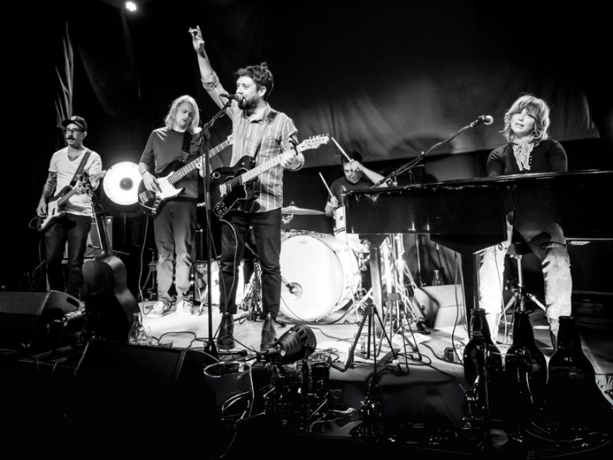 The Lawrence, Kansas band The Roseline released their ninth full-length album "86 Gumption."