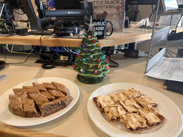 Diamond shape Fruit Bars and Raspberry-Walnut Tart! Happy Holidays!