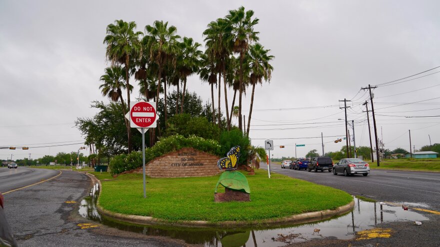 A wave of tropical wether over the weekend along the Texas-Mexico border dissipates on Monday.