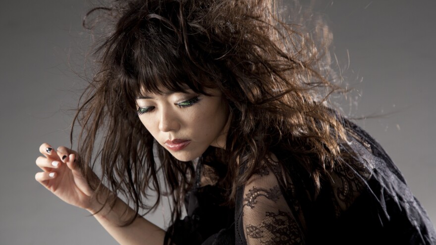 Hiromi's latest album is called <em>Move</em>.