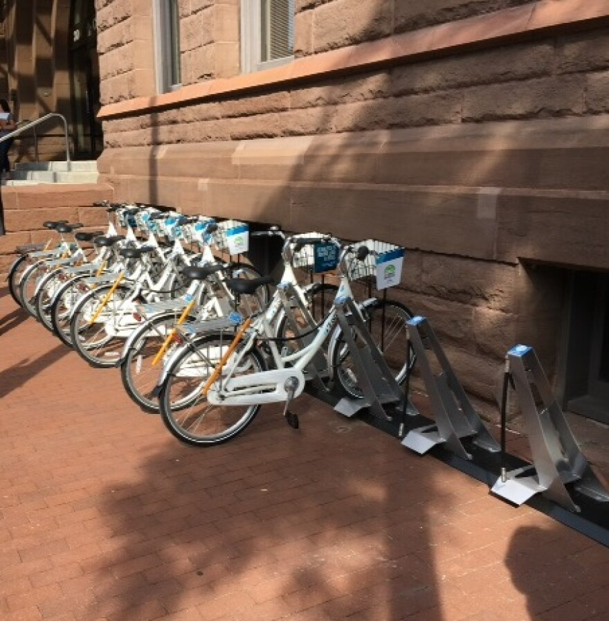 Zagster station at City Hall