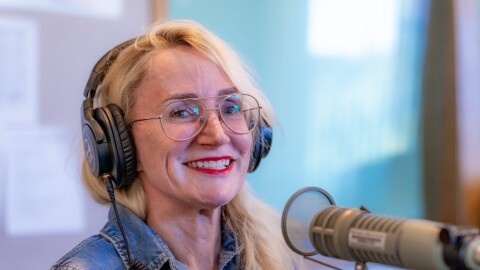 A portrait of Dr. Betsy Gaines Quammen at the NWPB studios.